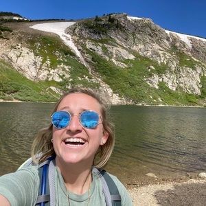 Meet your Posher, Taylor